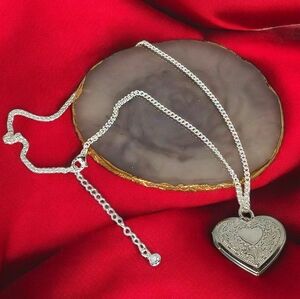 Silver Heart Locket Necklace Lovecore Western New Age Grunge Romantic Goth 90s